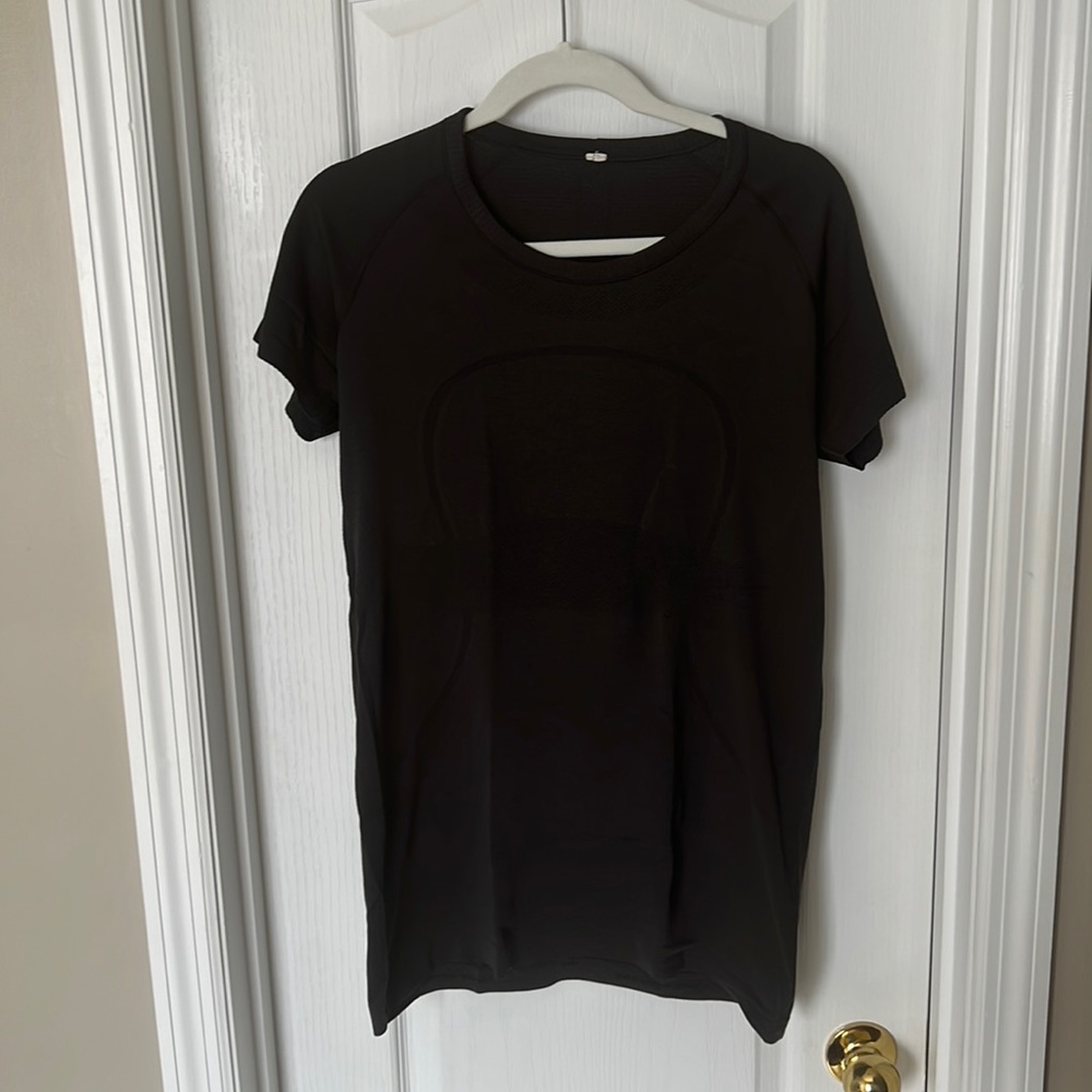Lululemon shirt